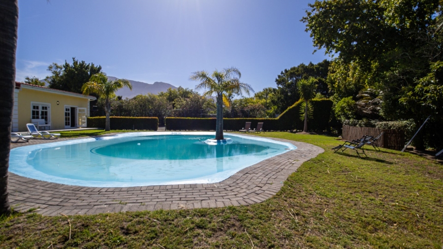 To Let 1 Bedroom Property for Rent in Constantia Western Cape